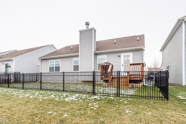 6106 Pebblebrooke Road, Whitestown, IN 46075