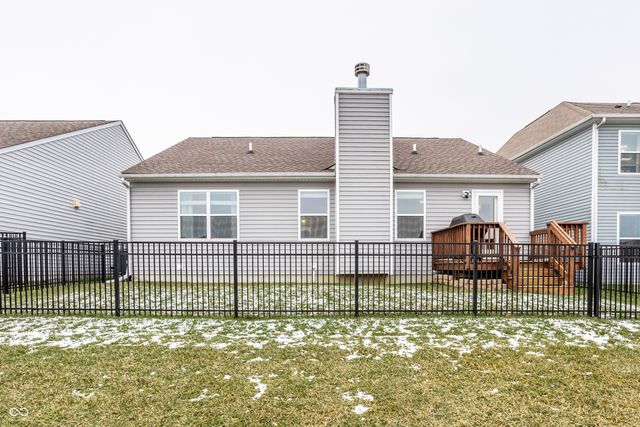 6106 Pebblebrooke Road, Whitestown, IN 46075