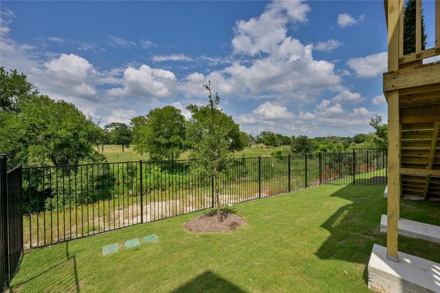 1531 N Red Bud LN 16, Round Rock, TX 78665