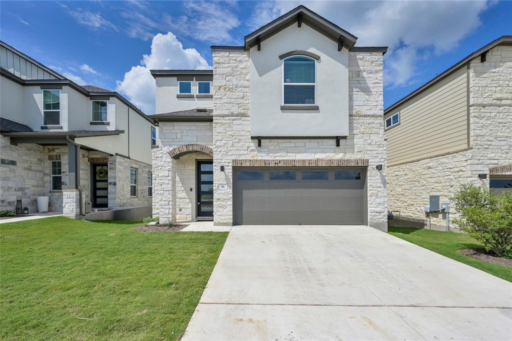 1531 N Red Bud LN 16, Round Rock, TX 78665