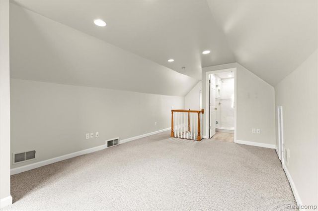 1313 Royal Avenue, Royal Oak, MI 48073