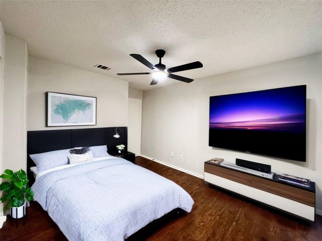 9317 Pagewood Lane, Houston, TX 77063