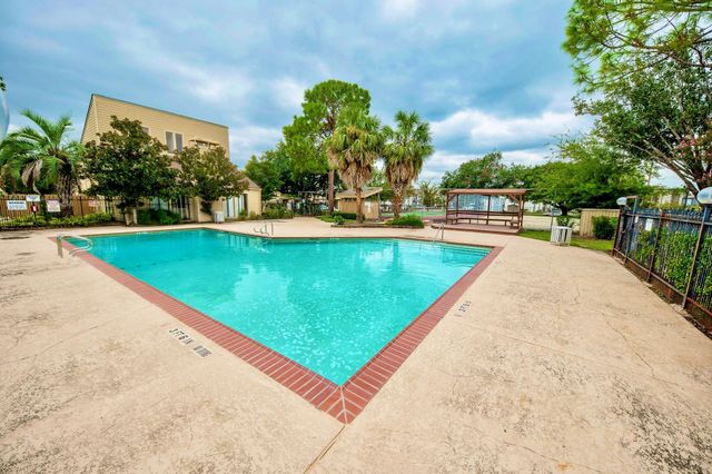 9317 Pagewood Lane, Houston, TX 77063