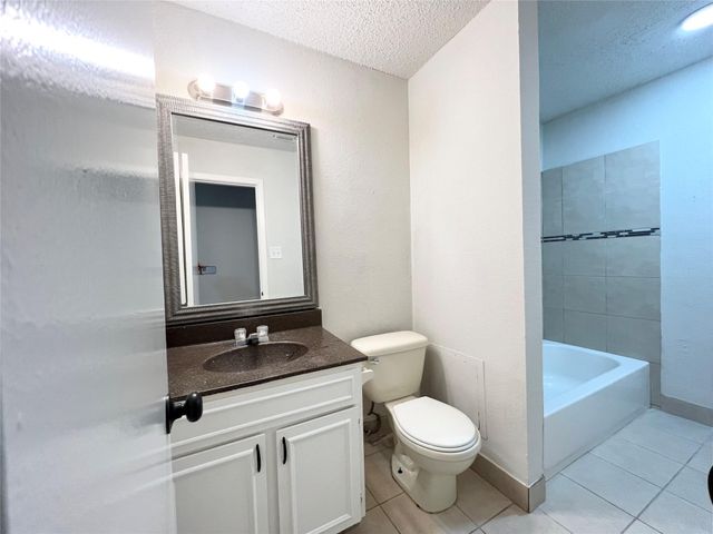 9317 Pagewood Lane, Houston, TX 77063