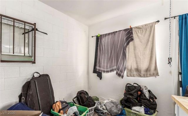 3456 Valley Lane, Las Vegas, NV 89106