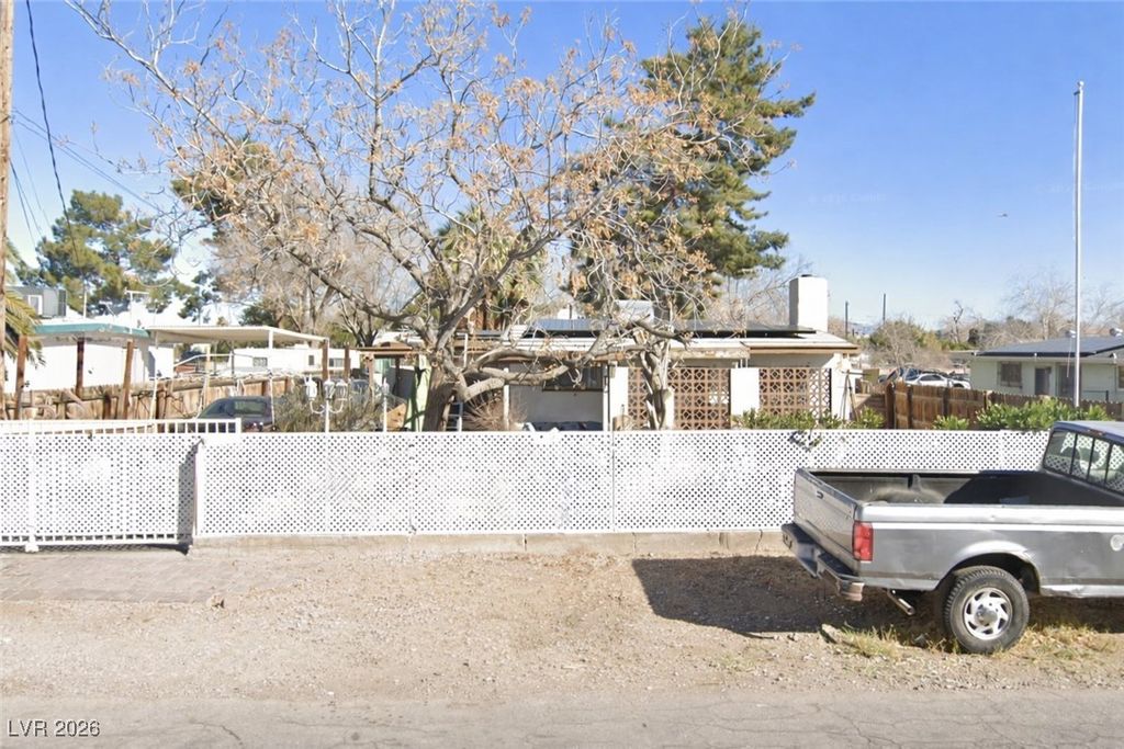 3456 Valley Lane, Las Vegas, NV 89106