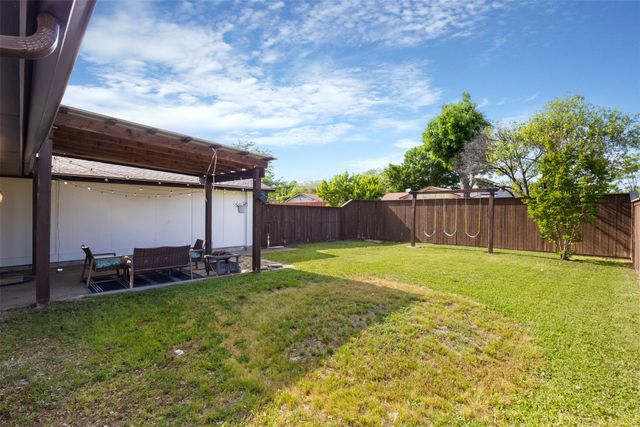1501 Crockett Street, Garland, TX 75042