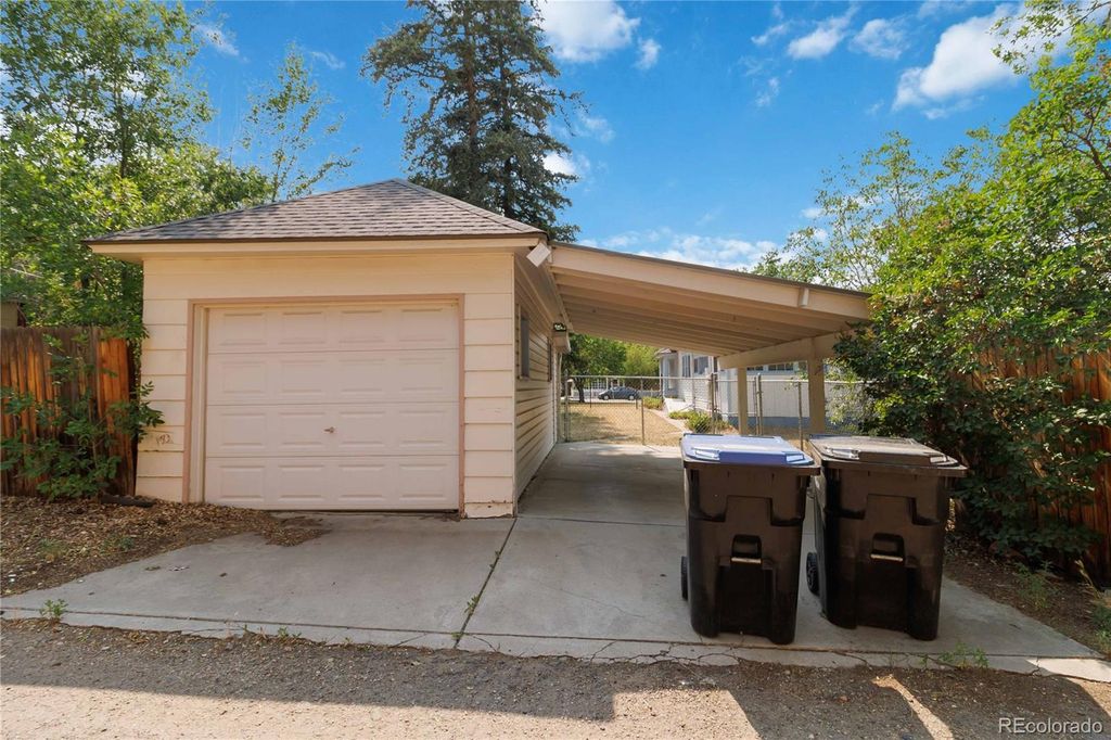 Image 24 of property listing at 5622 Zephyr Street, Arvada, CO 80002