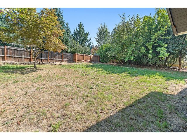 9637 Sw SPRING CREST Dr, Portland, OR 97225