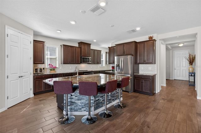 1716 NATURE VIEW DRIVE, Lutz, FL 33558