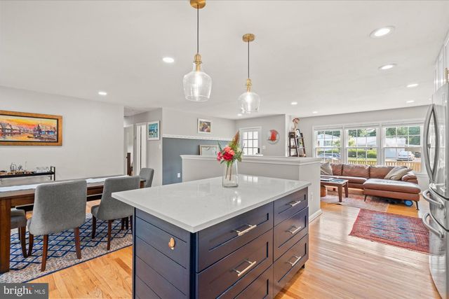 5602 ASHFIELD RD, Alexandria, VA 22315