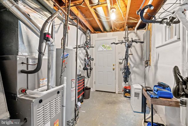 5602 ASHFIELD RD, Alexandria, VA 22315