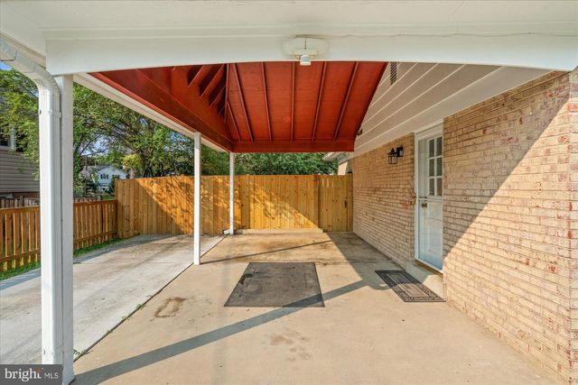5602 ASHFIELD RD, Alexandria, VA 22315