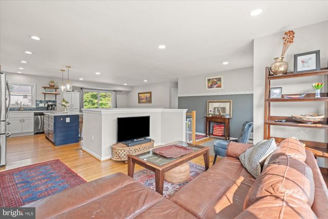 5602 ASHFIELD RD, Alexandria, VA 22315