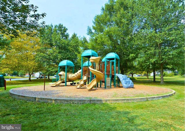 5602 ASHFIELD RD, Alexandria, VA 22315