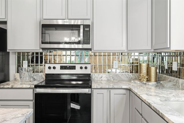 11956 Partridge Drive, Taylor, MI 48180