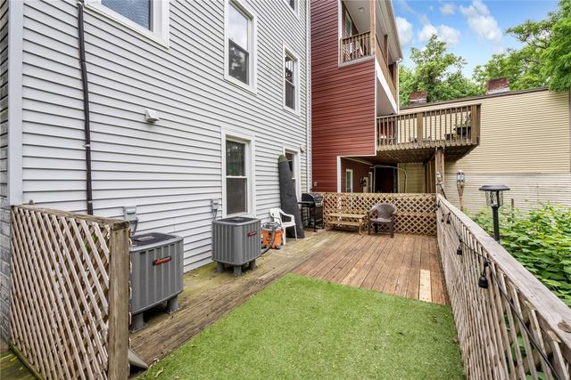 1112 Brabec St A, Troy Hill, PA 15212