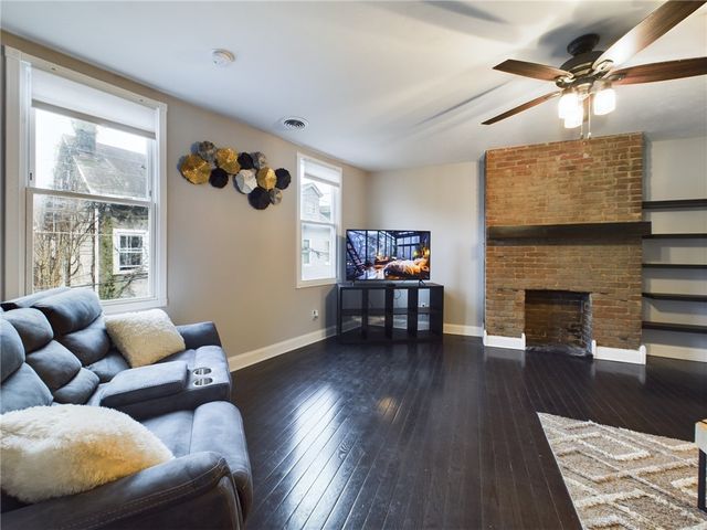 1112 Brabec St A, Troy Hill, PA 15212