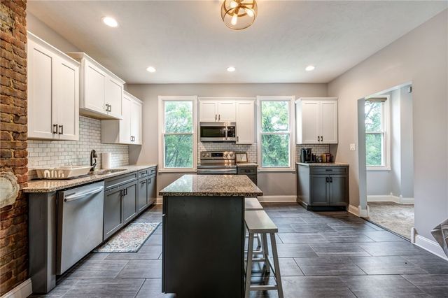 1112 Brabec St A, Troy Hill, PA 15212