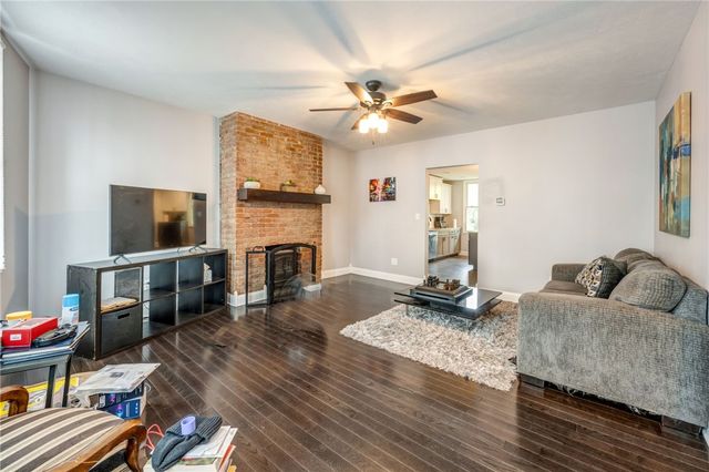 1112 Brabec St A, Troy Hill, PA 15212