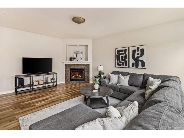 13774 Sagar Dr, Broomfield, CO 80023