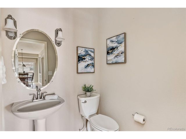 13774 Sagar Dr, Broomfield, CO 80023