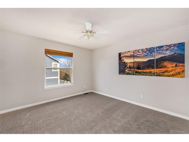 13774 Sagar Dr, Broomfield, CO 80023