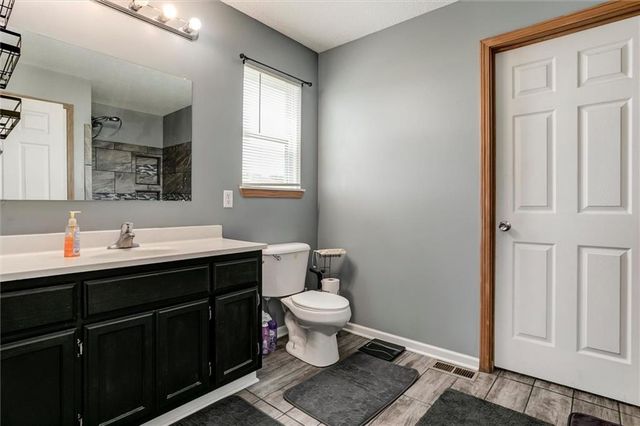 406 S Jackson Street, Archie, MO 64725