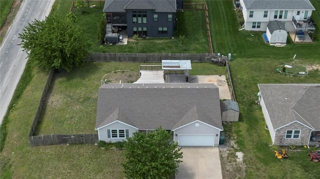 406 S Jackson Street, Archie, MO 64725