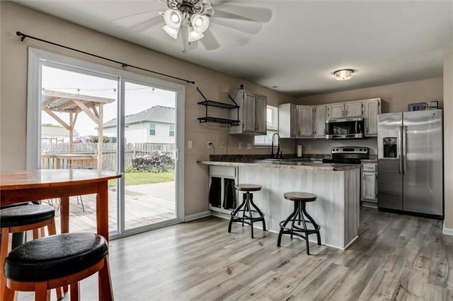406 S Jackson Street, Archie, MO 64725