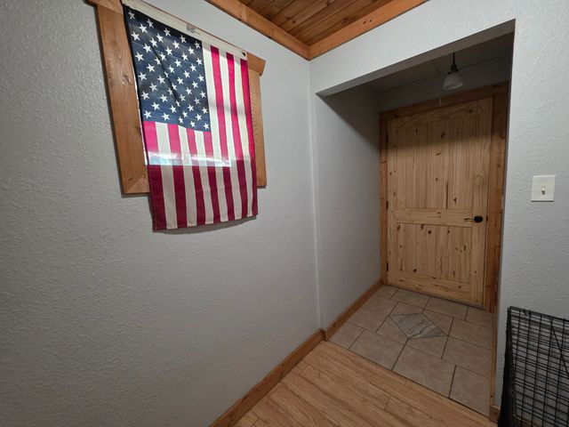 17511 Adair Lane Lane, Houston, MO 65483