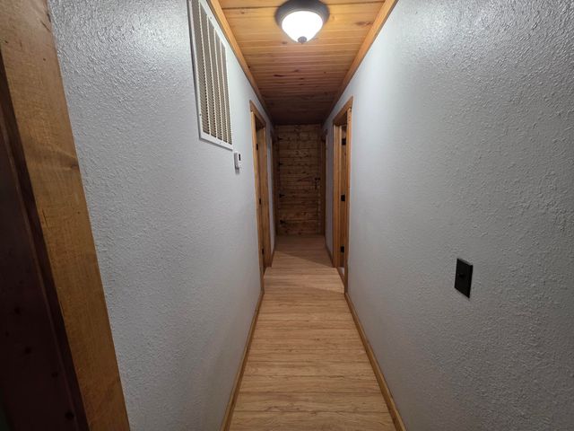 17511 Adair Lane Lane, Houston, MO 65483