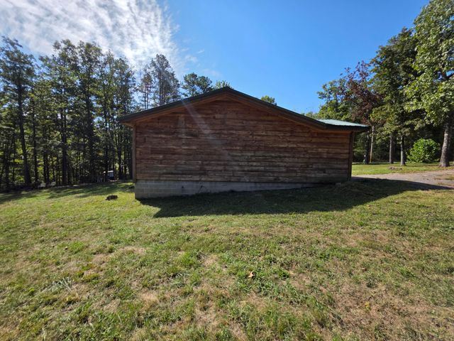 17511 Adair Lane Lane, Houston, MO 65483