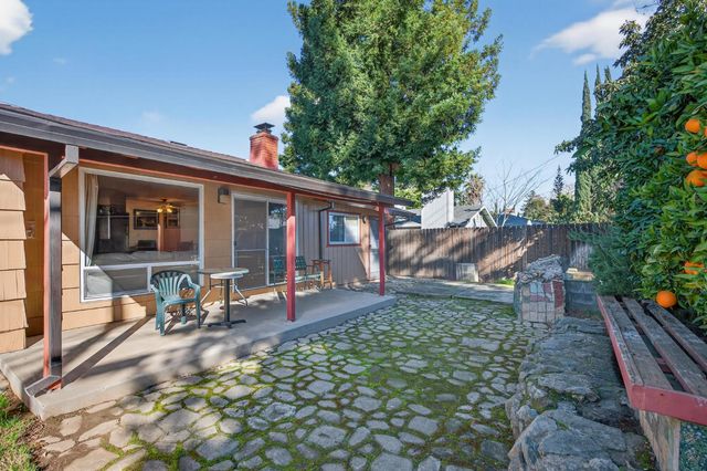 2639 Las Casas Way, Rancho Cordova, CA 95670