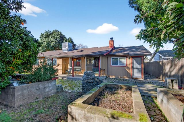 2639 Las Casas Way, Rancho Cordova, CA 95670