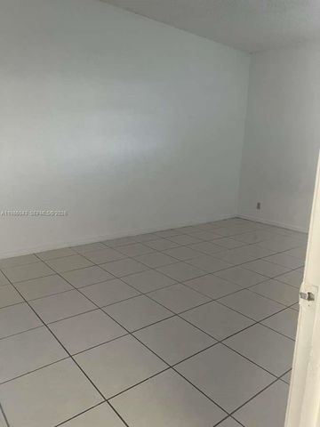 4550 NW 9th St 114E, Miami, FL 33126