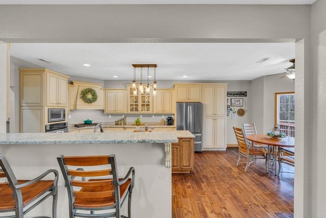 700 Falls Rd, Monterey, TN 38574