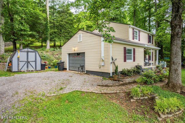 1829 Dutch Valley Rd, Clinton, TN 37716