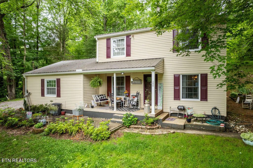 1829 Dutch Valley Rd, Clinton, TN 37716