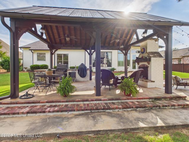 114 Burne Run, Madison, MS 39110