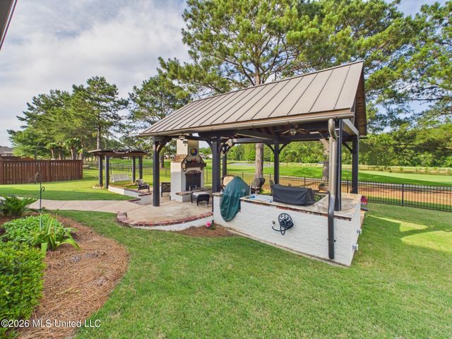 114 Burne Run, Madison, MS 39110