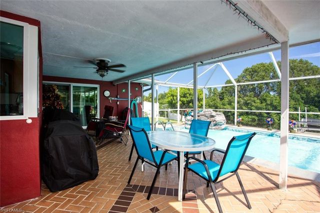 1227 Everest PKWY, Cape Coral, FL 33904