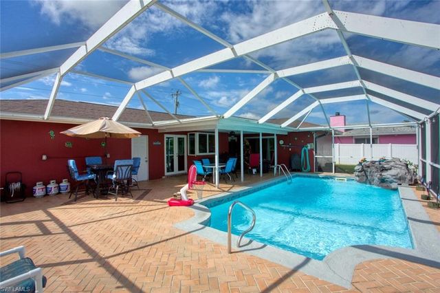 1227 Everest PKWY, Cape Coral, FL 33904