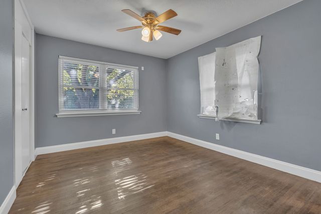 9621 Rustown Drive, Dallas, TX 75228