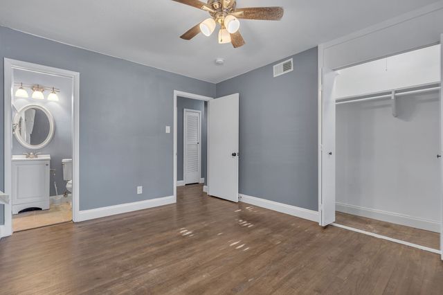 9621 Rustown Drive, Dallas, TX 75228