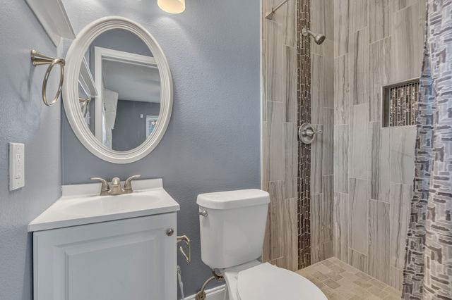 9621 Rustown Drive, Dallas, TX 75228