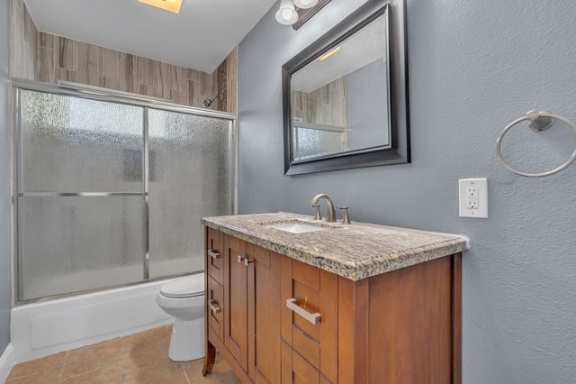9621 Rustown Drive, Dallas, TX 75228