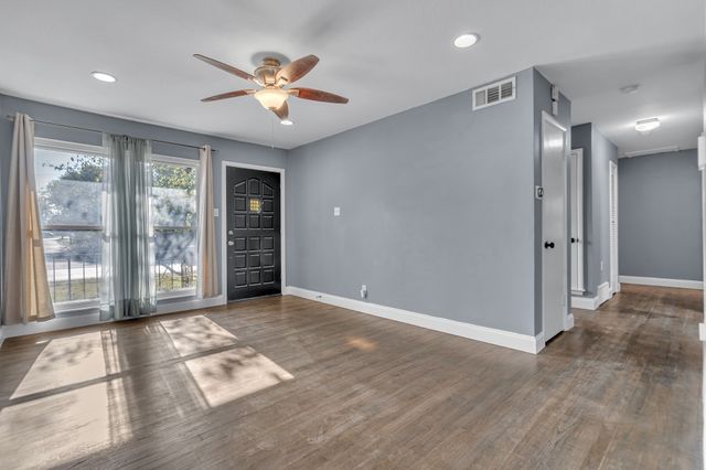 9621 Rustown Drive, Dallas, TX 75228