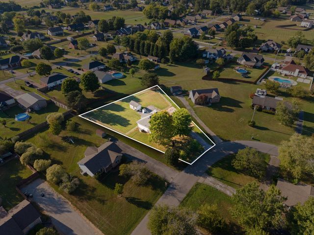214 Westland St, Portland, TN 37148