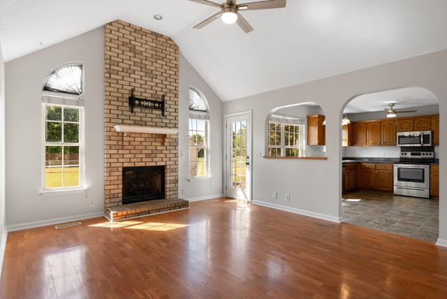 214 Westland St, Portland, TN 37148